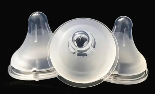 新生兒用s號還是ss號奶嘴 奶嘴用到幾歲合適